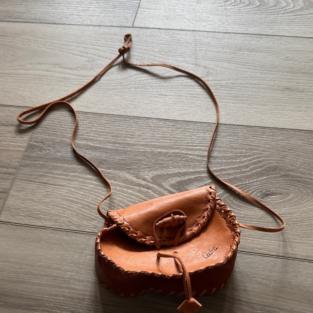 Chic Tan Crossbody Bag